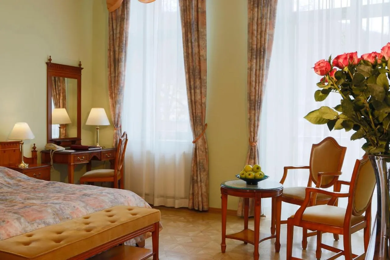 Bristol Kralovska Vila Karlovy Vary Hotel