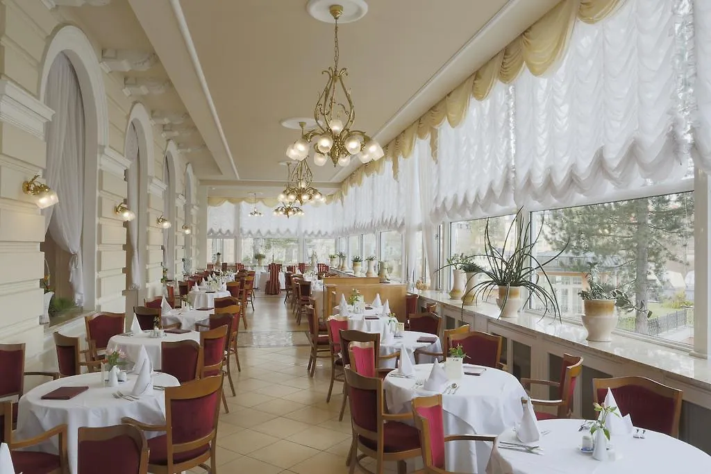 Bristol Kralovska Vila Karlovy Vary Hotel