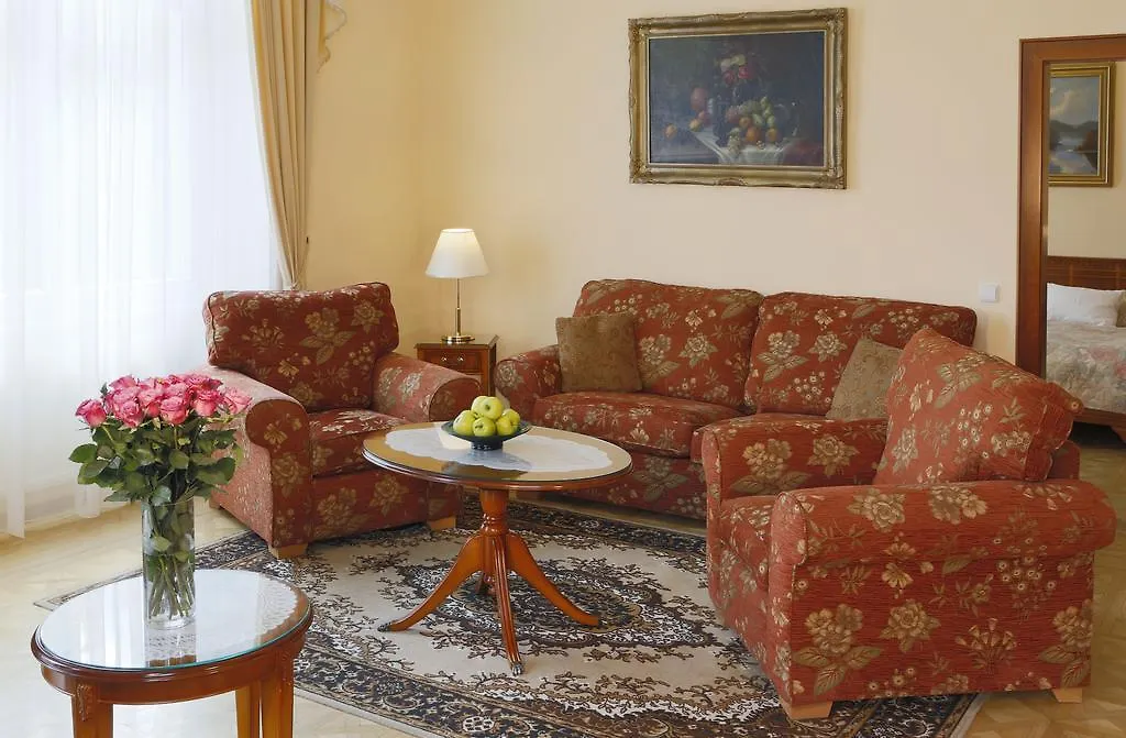 **** Hotel Bristol Kralovska Vila Karlovy Vary Czech Republic