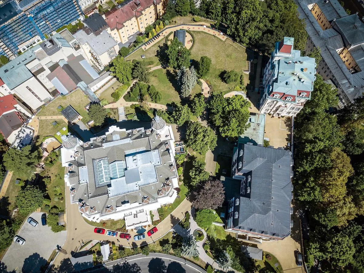 Bristol Kralovska Vila Karlovy Vary