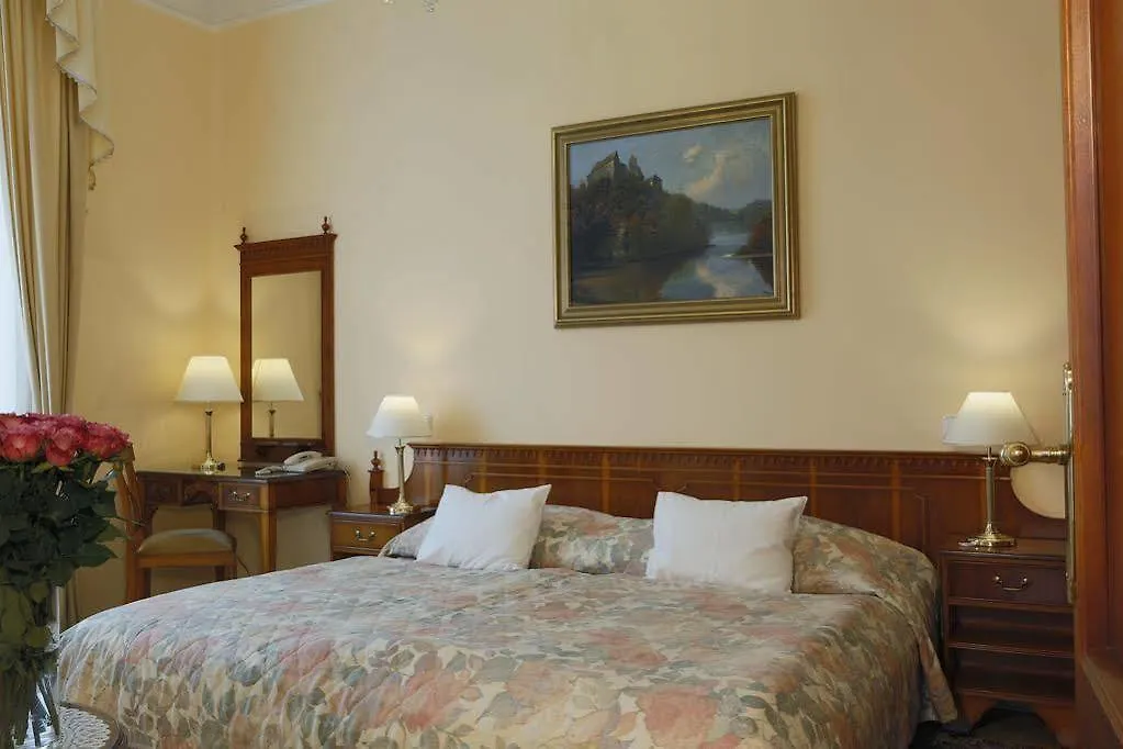 Hotel Bristol Kralovska Vila Karlovy Vary